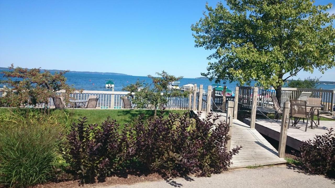 Brio Beach Inn 特拉弗斯城 外观 照片