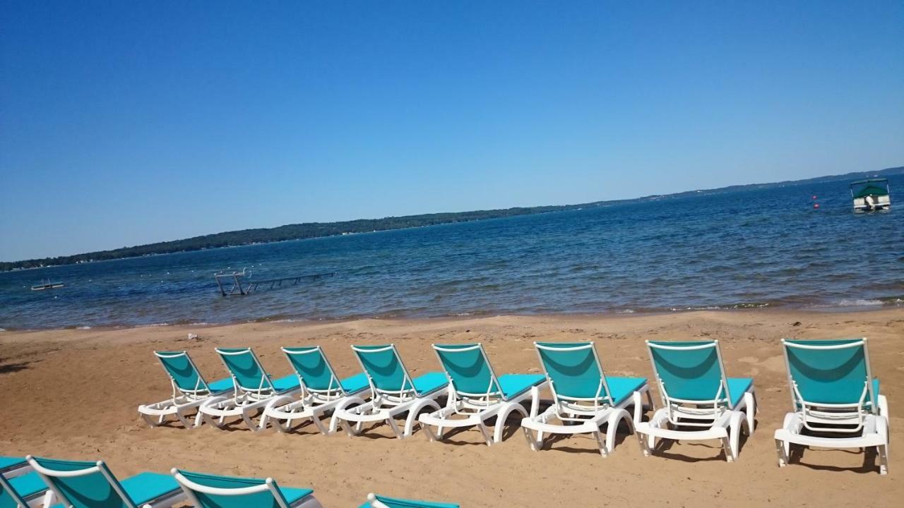Brio Beach Inn 特拉弗斯城 外观 照片